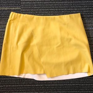 yellow miniskirt